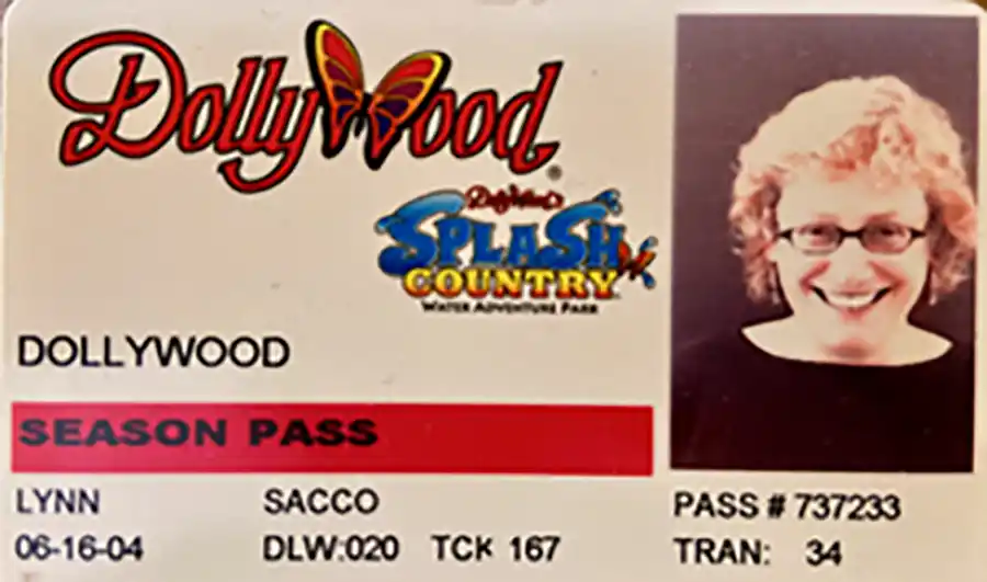 A picture of Lynn Sacco's 2004 Dollywood season pass